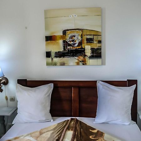 دوالا Tchero Appartement 1 المظهر الخارجي الصورة