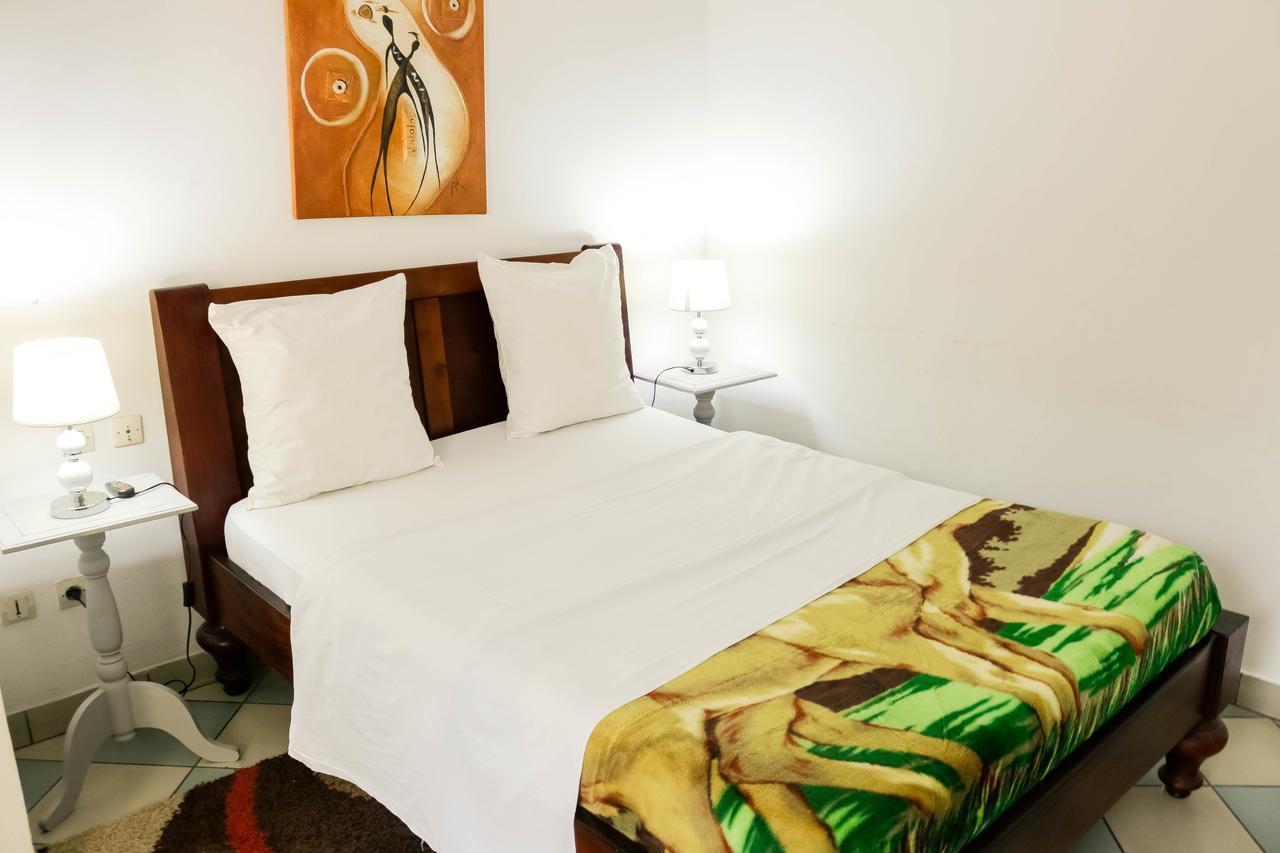 دوالا Tchero Appartement 1 المظهر الخارجي الصورة